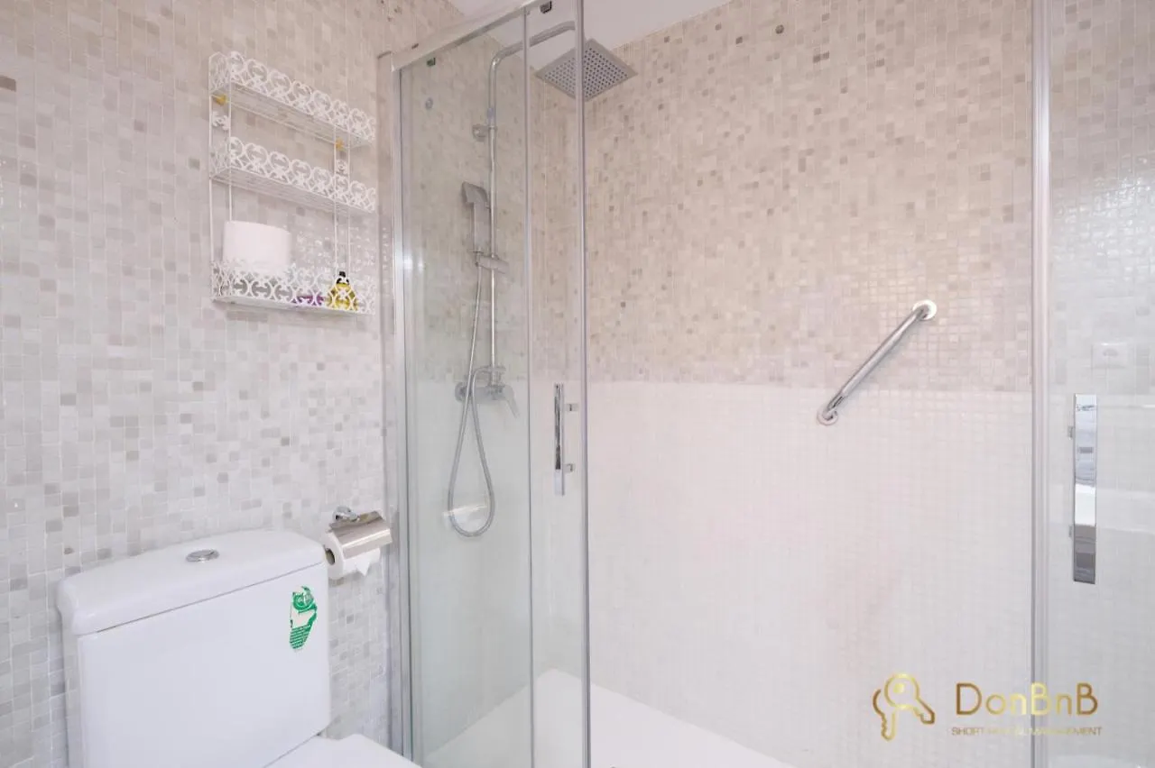 Apartamento Piso con piscina frente a la playa en Fuengirola