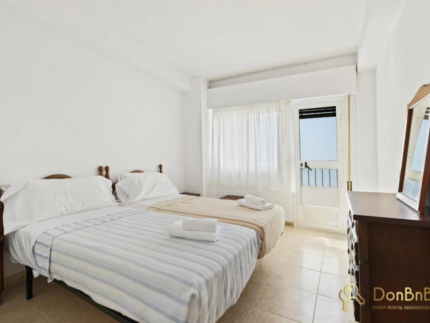 Apartamento Piso con piscina frente a la playa en Fuengirola