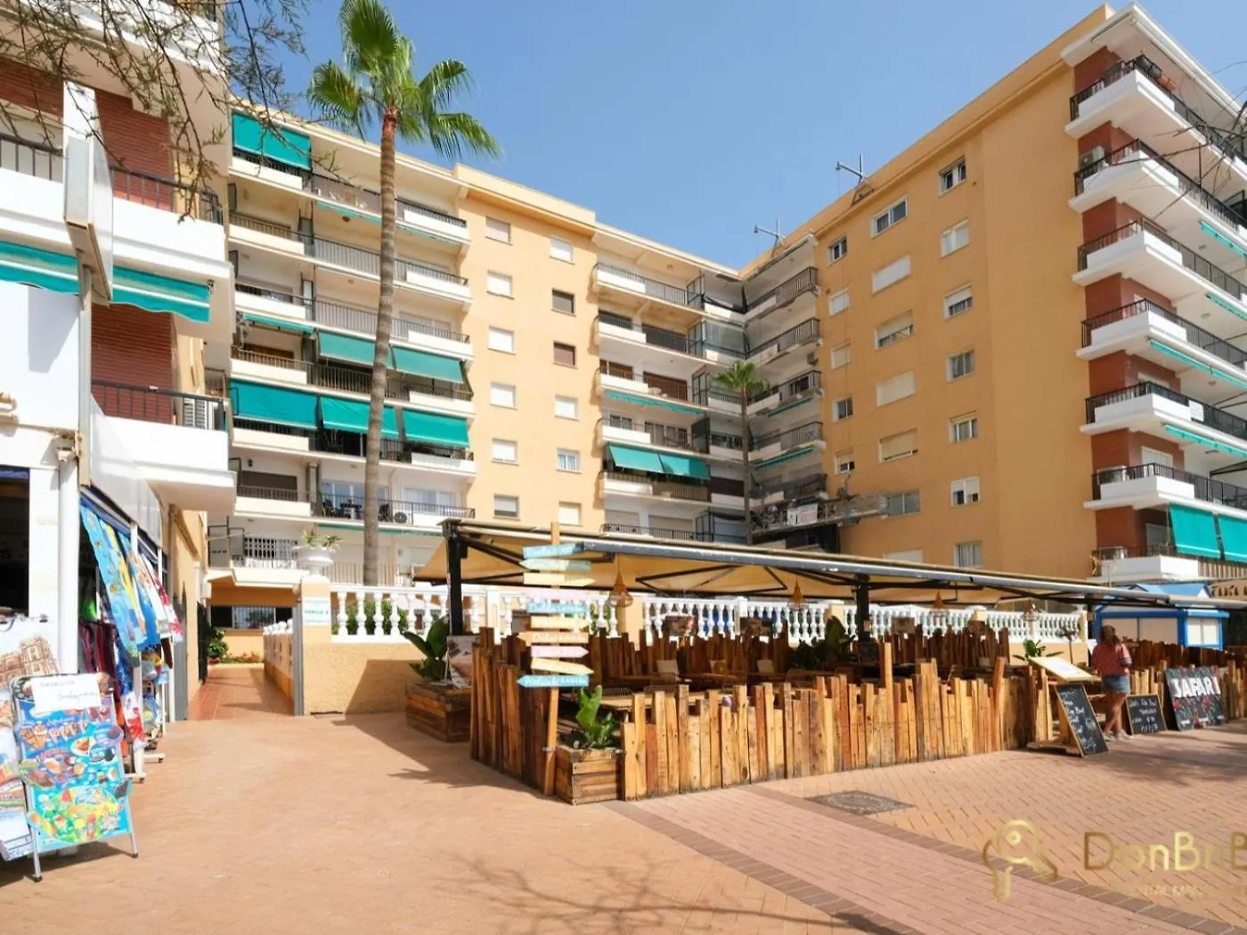 Apartamento Piso con piscina frente a la playa en Fuengirola