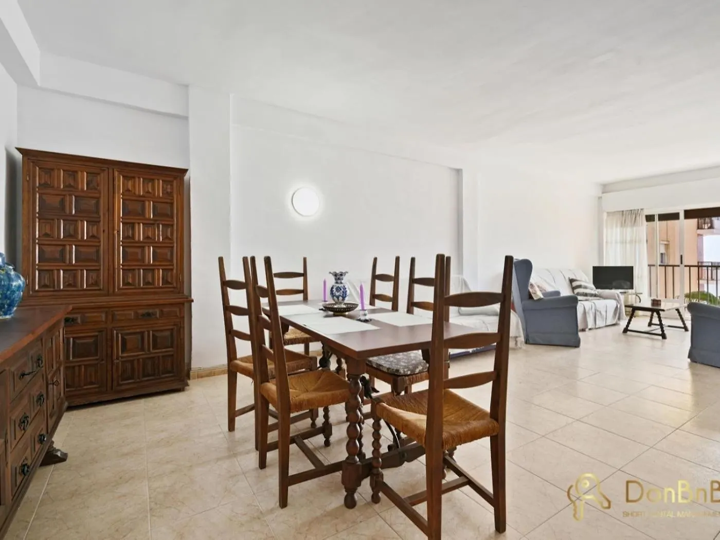 Apartamento Piso con piscina frente a la playa en Fuengirola España