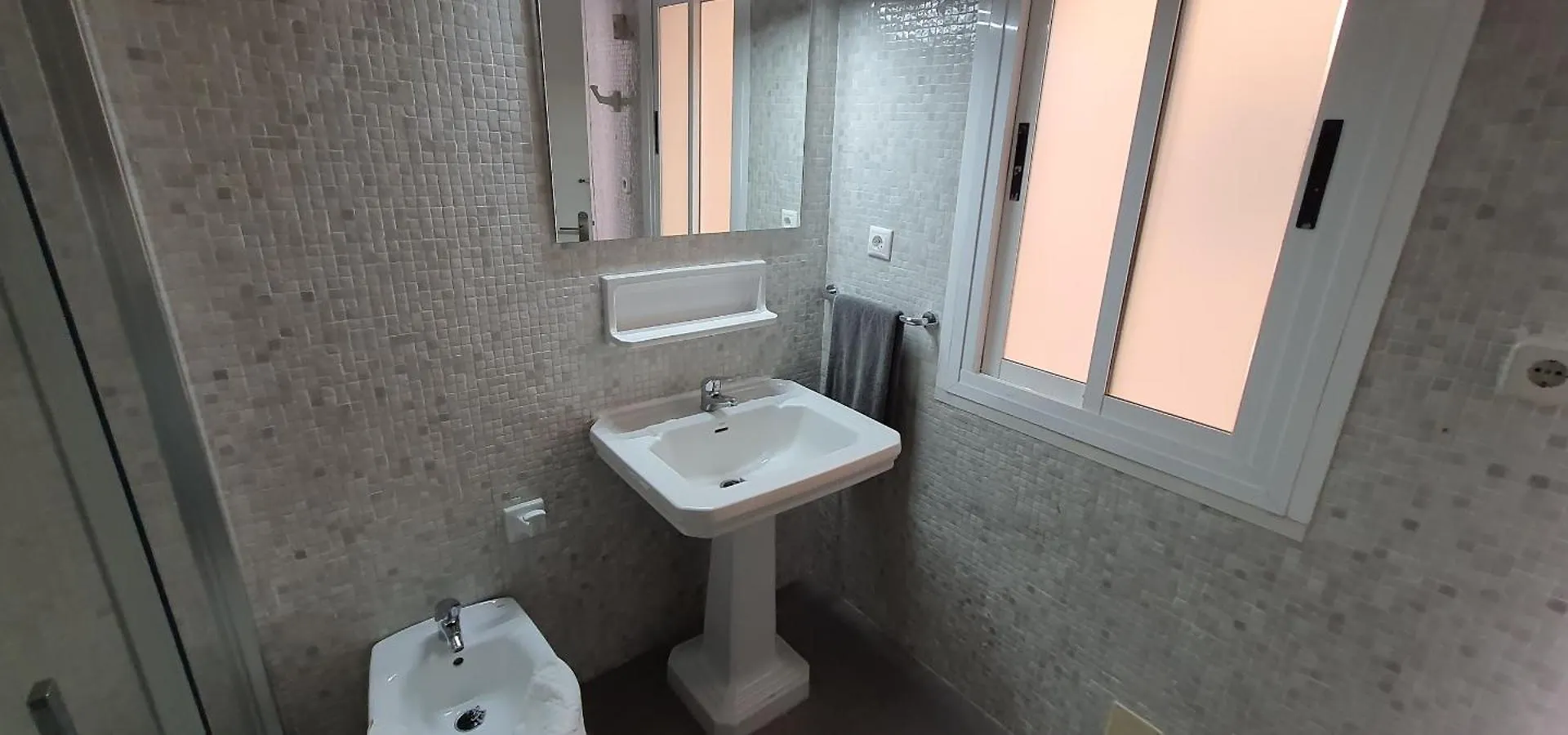 Apartamento Piso con piscina frente a la playa en Fuengirola 0*,